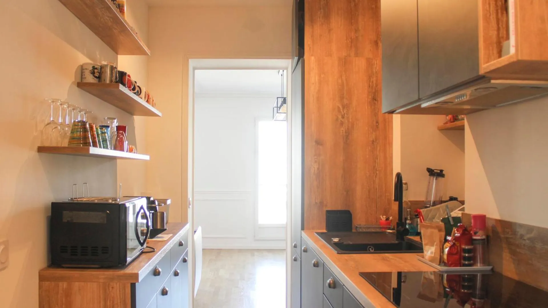 Apartment Cozy 56 M Near Batignolles Paris